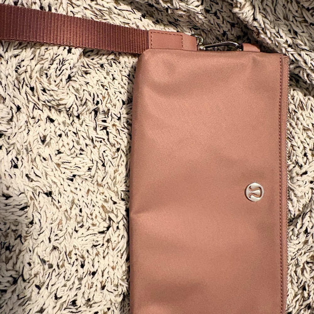 lululemon athletica Rose Dust Crossbody Pouch